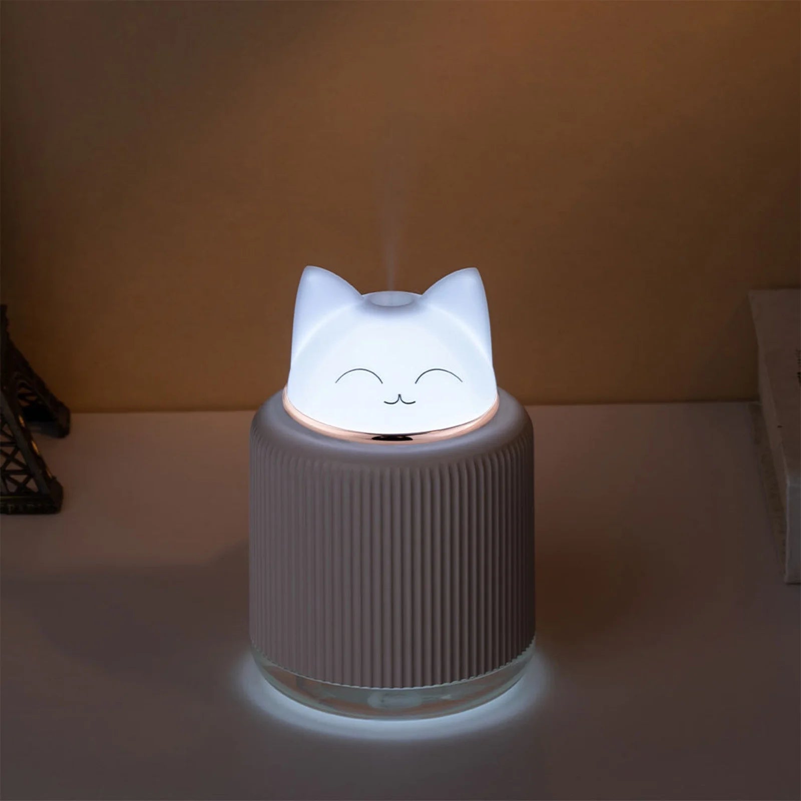 Mini Cool Mist Humidifier for Kids Bedroom, Cute Mini Humidifier- Small Humidifier for Desk & Plants & Office with USB, Quiet